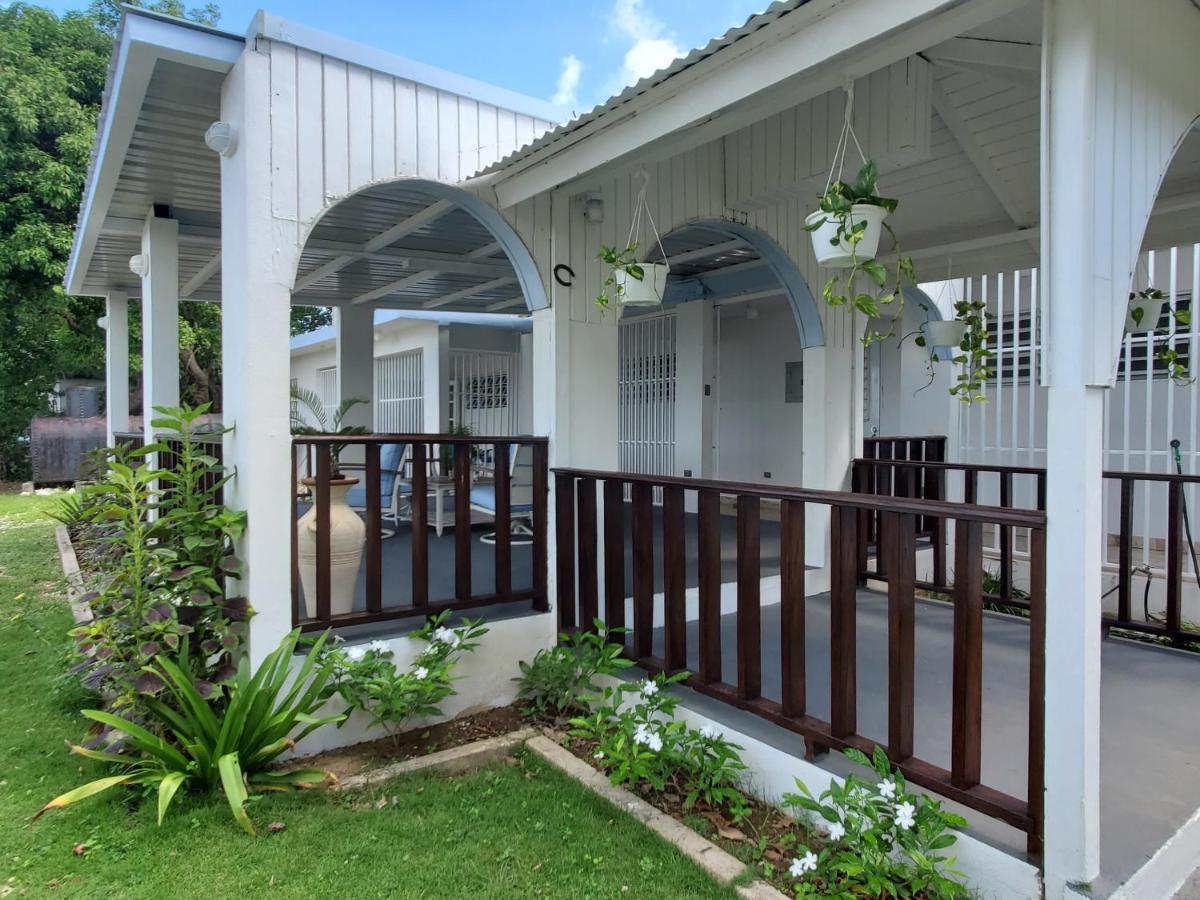 Crab Island Adventures Apartments Vieques Eksteriør billede
